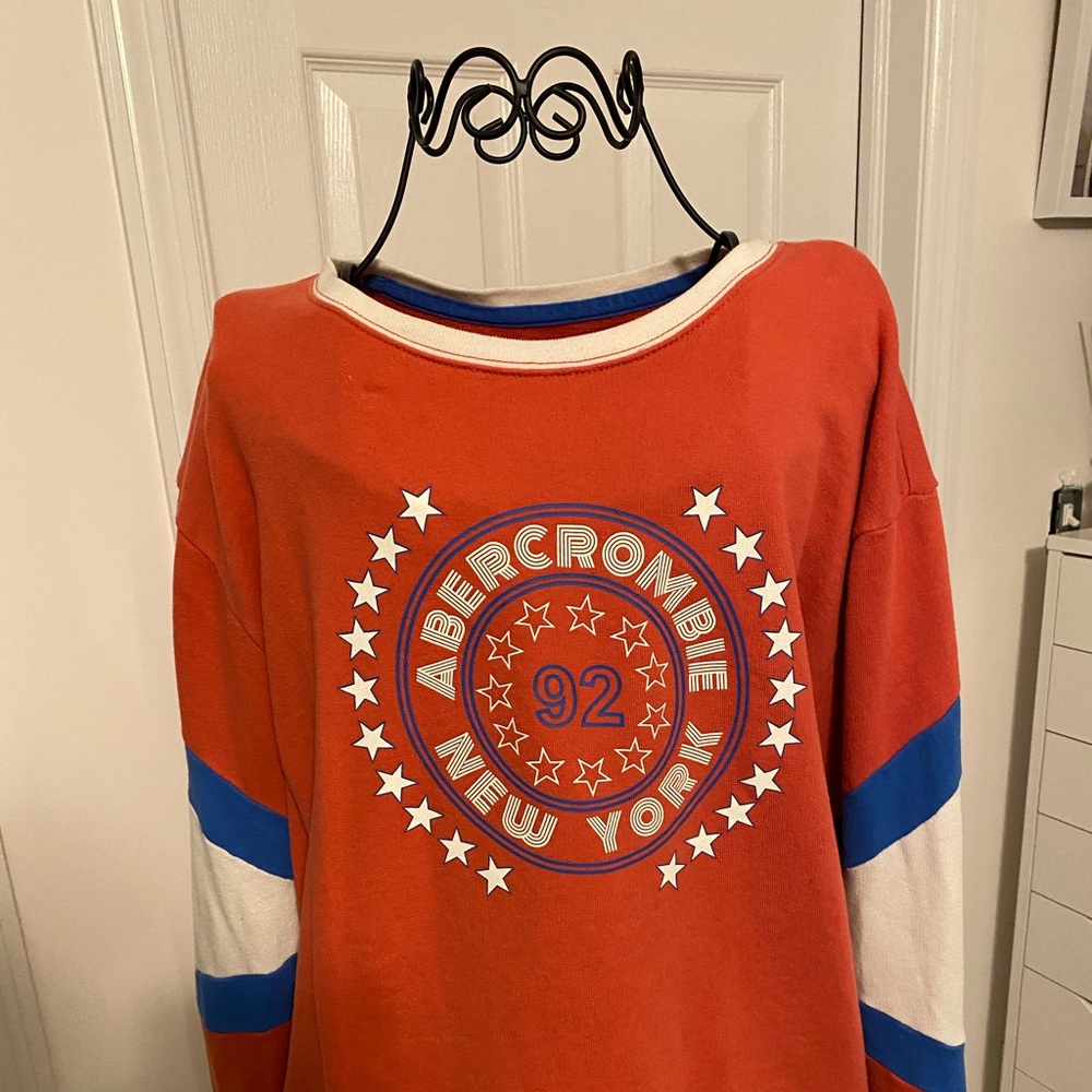 Vintage Abercrombie crew neck!